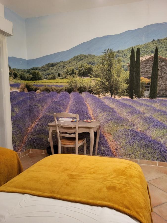 Chambre d hôtes AU CŒUR DES OLIVIERS Marseille Extérieur photo