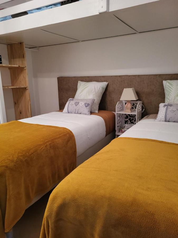 Chambre d hôtes AU CŒUR DES OLIVIERS Marseille Extérieur photo